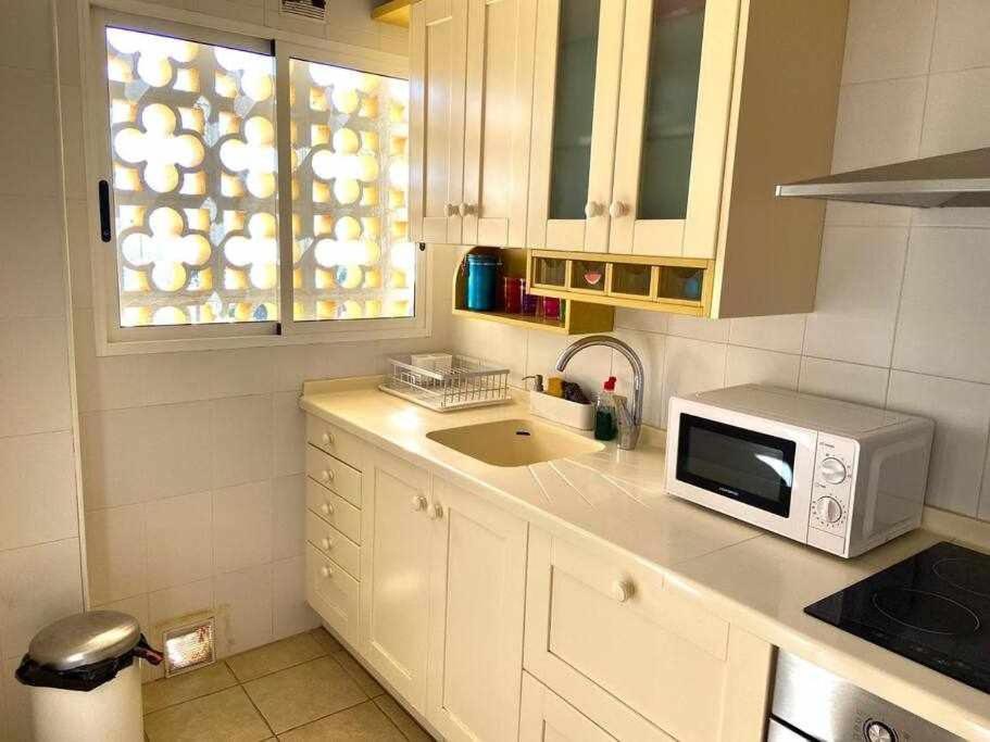 Apartamento Sea View By Solymar Holiday Torre Del Mar Exterior photo