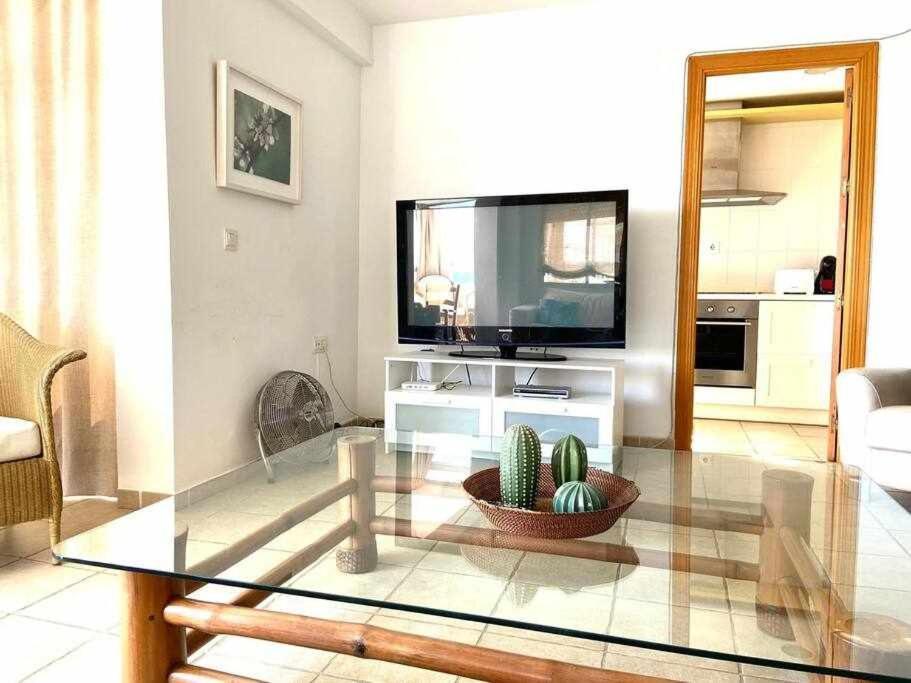 Apartamento Sea View By Solymar Holiday Torre Del Mar Exterior photo