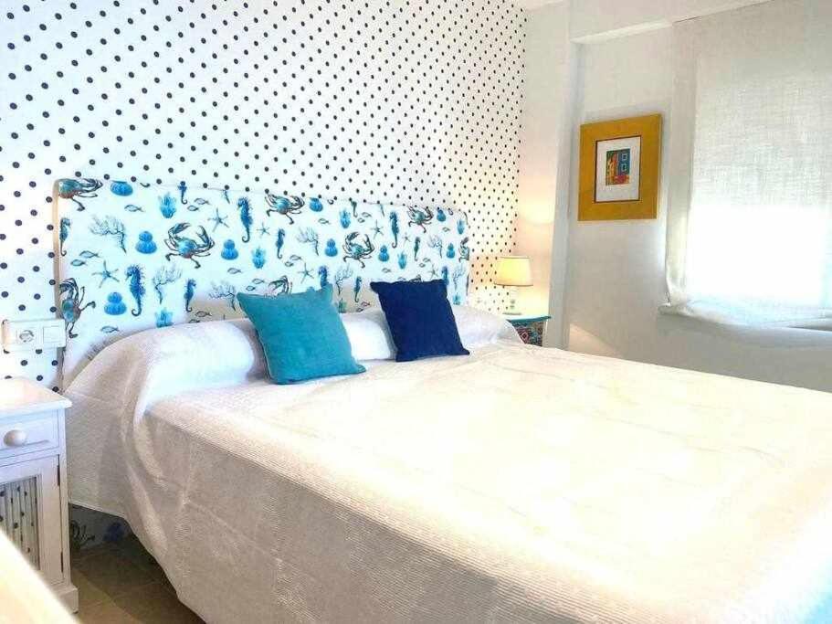 Apartamento Sea View By Solymar Holiday Torre Del Mar Exterior photo