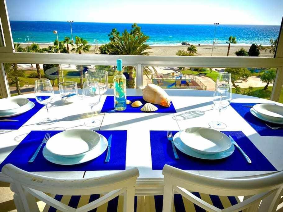 Apartamento Sea View By Solymar Holiday Torre Del Mar Exterior photo